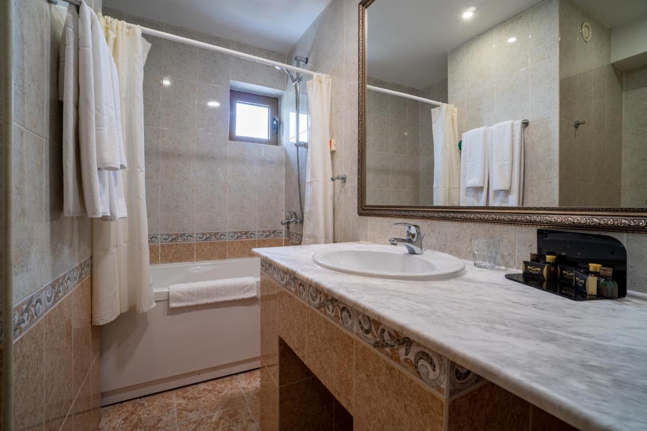 Double or Twin Room with Balcony and Park View (2 Adults + 2 Children)